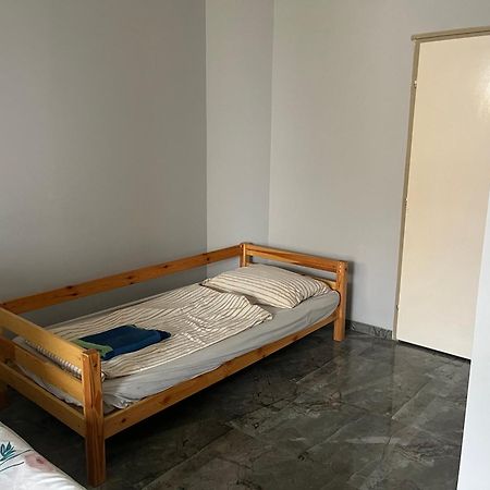 Lilla Motel Гедьєшгалом Екстер'єр фото